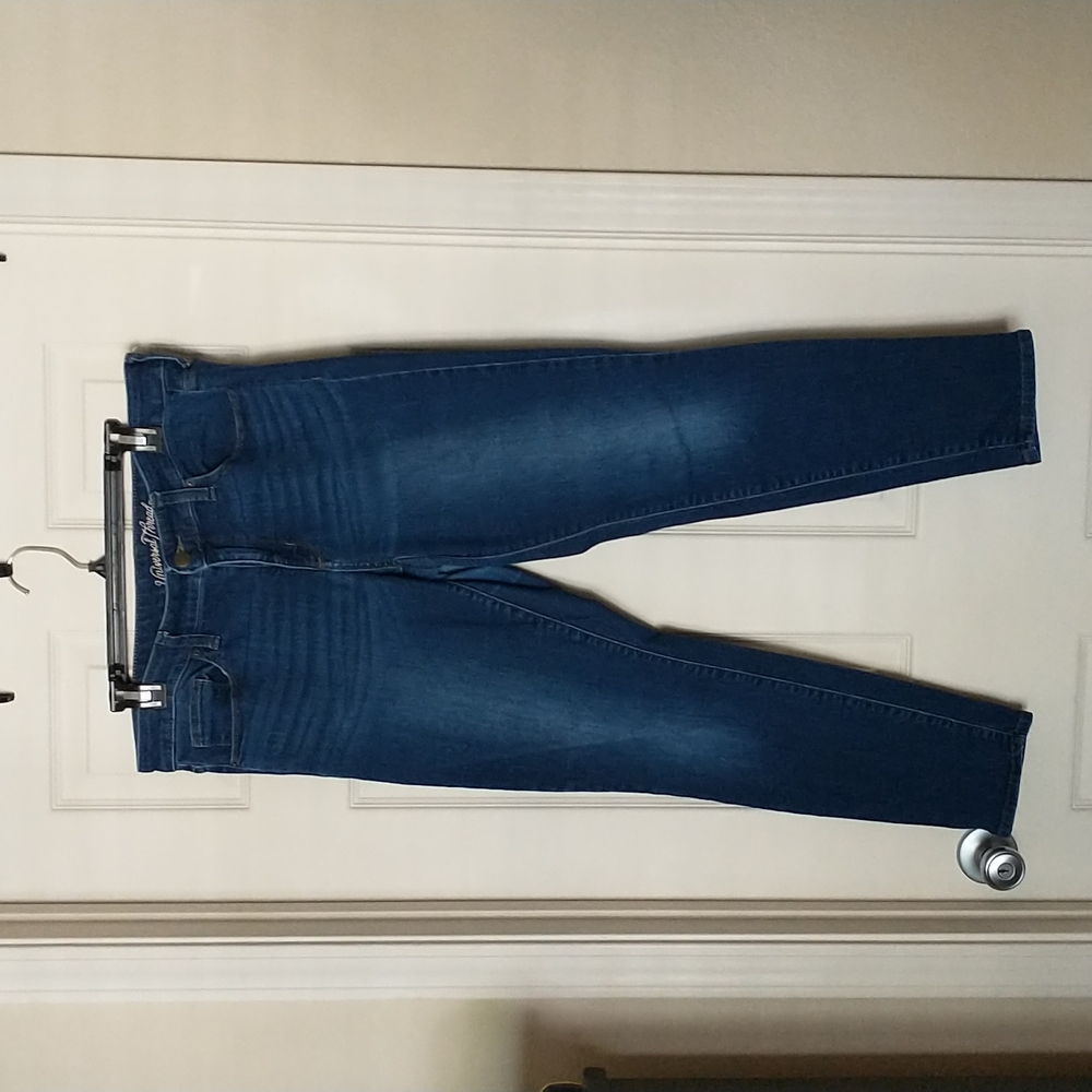 Universal Thread Mid Rise Skinny Jeans